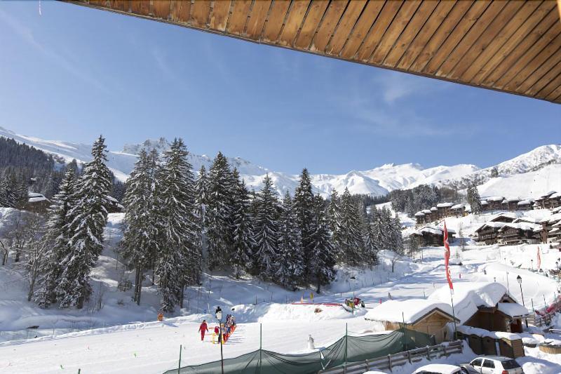 Hotel Du Bourg Валморел Екстериор снимка